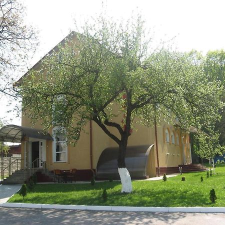Hotel Premier Club Chernivtsi Exterior foto