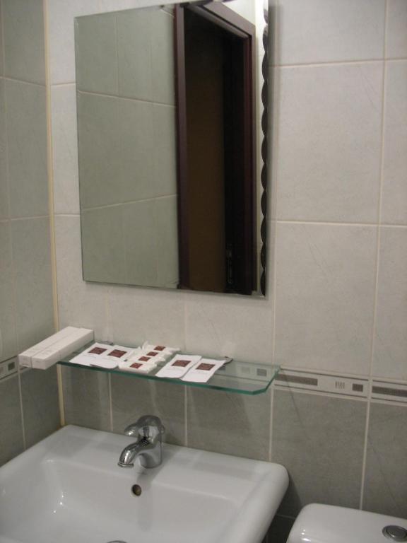 Hotel Premier Club Chernivtsi Habitación foto