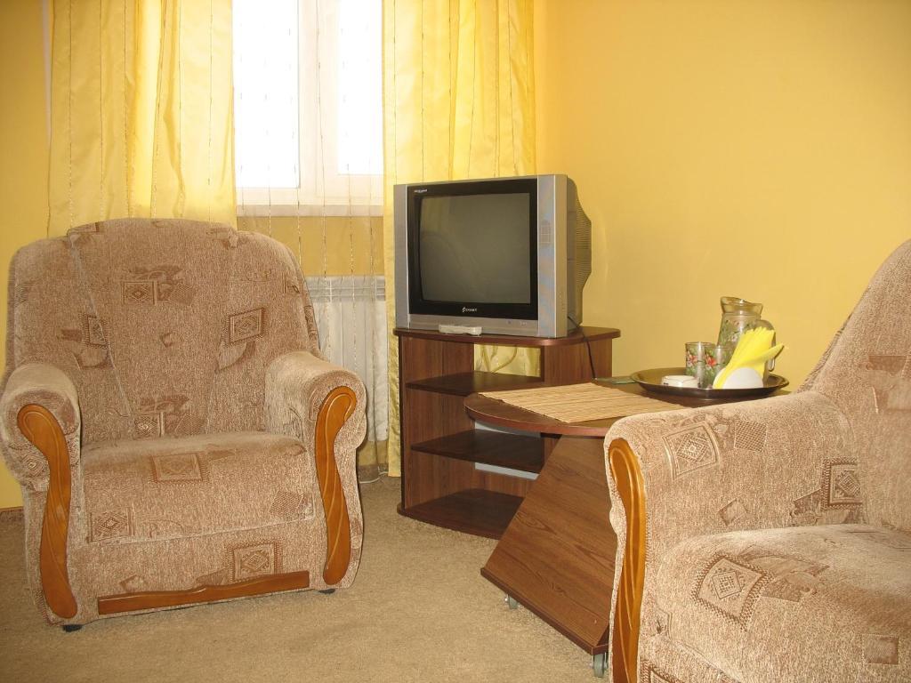 Hotel Premier Club Chernivtsi Habitación foto